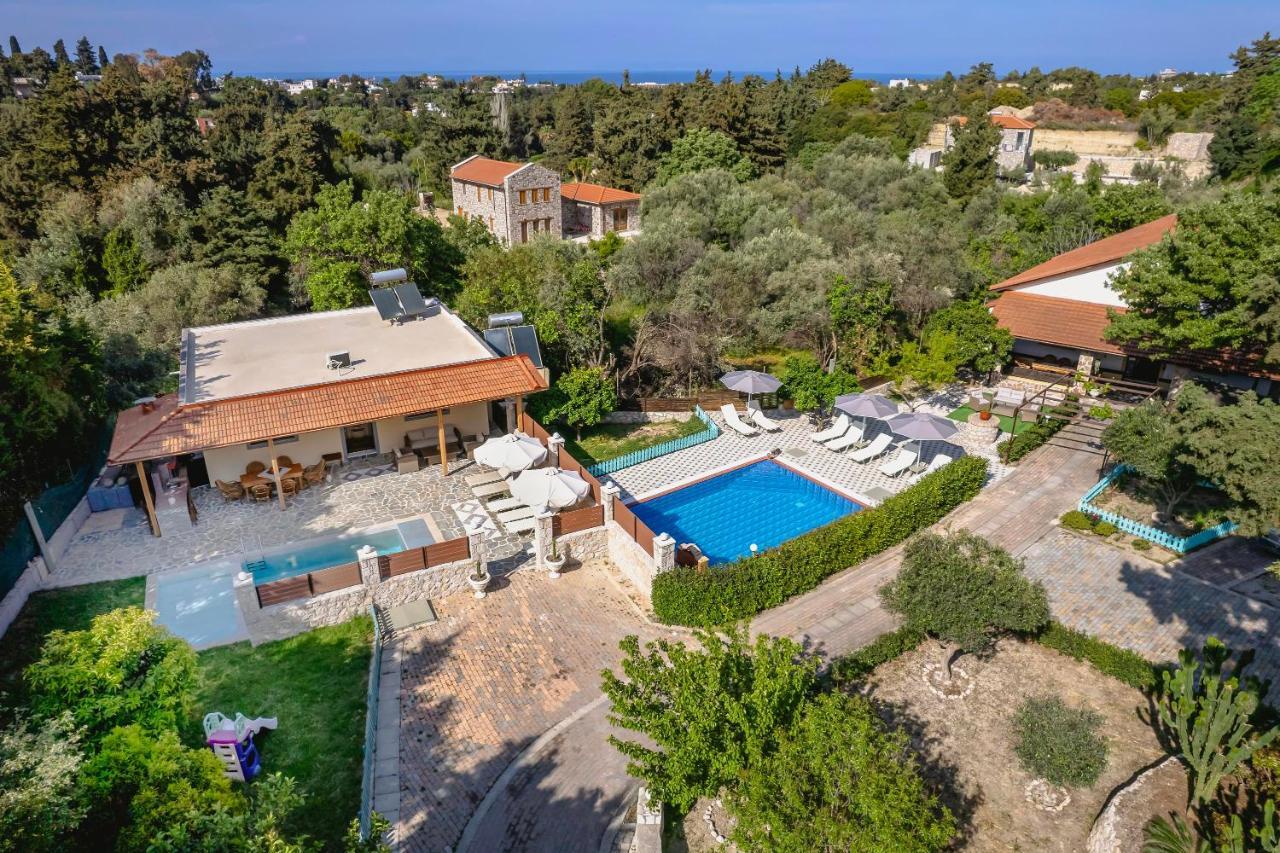 Villa Rafaela Коскіну Екстер'єр фото